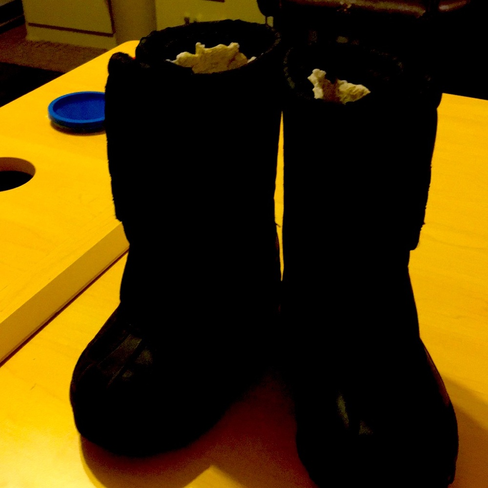 Good Sz 6 Crater Ridge Blk Snow Boots 2-3 years